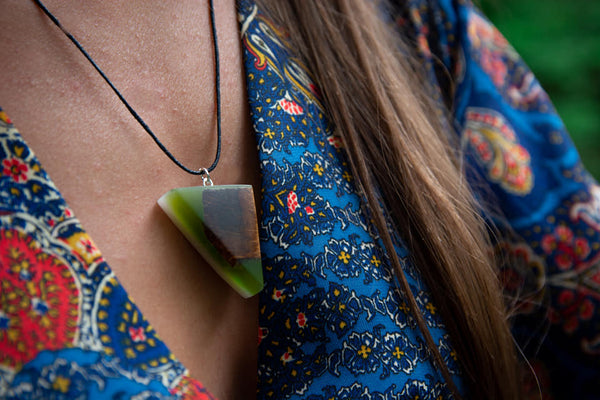 Neck  pendant - Green Moss Magic by  PAKA BINTI | Flamingolandia