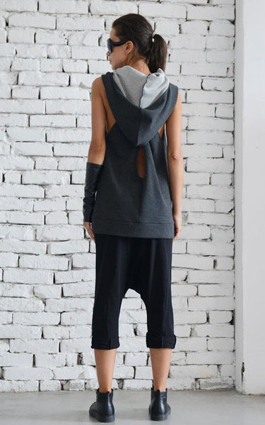 Extravagant sleeveless grey tunic | META series,Sweater | Women fashio shop|  Flamingolandia.online