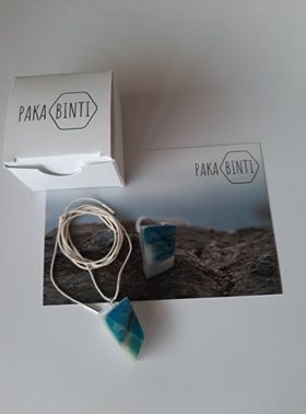 Neck pendant - inspired by sky by PAKA BINTI | Flamingolandia