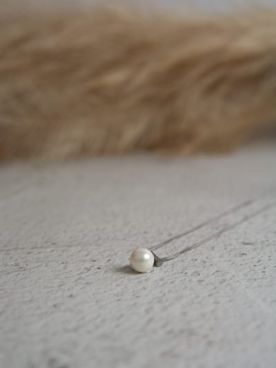 Stainless steel neck pendant | pearl