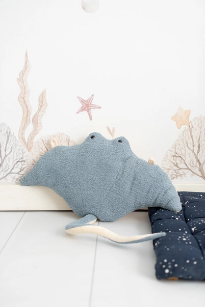 Light Blue Manta Ray - Image 5