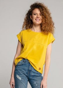 Breastfeeding T-Shirt - YELLOW!